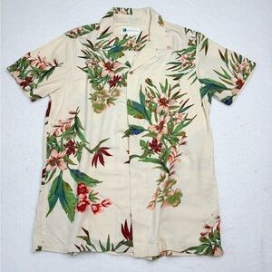 **SOLD**AEROPOSTALE Men’s Tropical Floral Short Sleeve Shirt Pre-Owned Size M